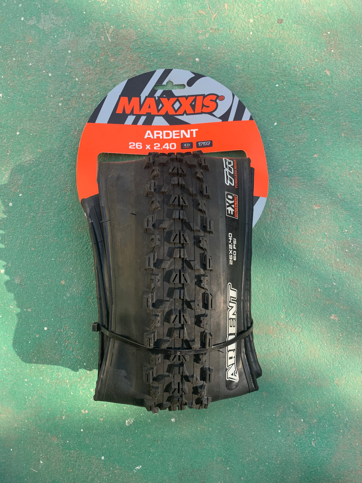Maxxis TB72374100 Ardent Race C/EXO/TR Tire, 26 x 2.203 